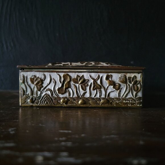 Antique Chinese Enamel on Brass Floral Cigarette Box With Hinged Lid *Read - Picture 5 of 11